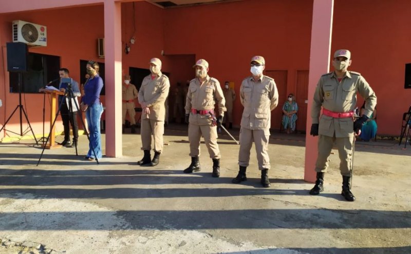 Corpo de Bombeiros Militar realiza troca de comando em Ouro Preto do Oeste.