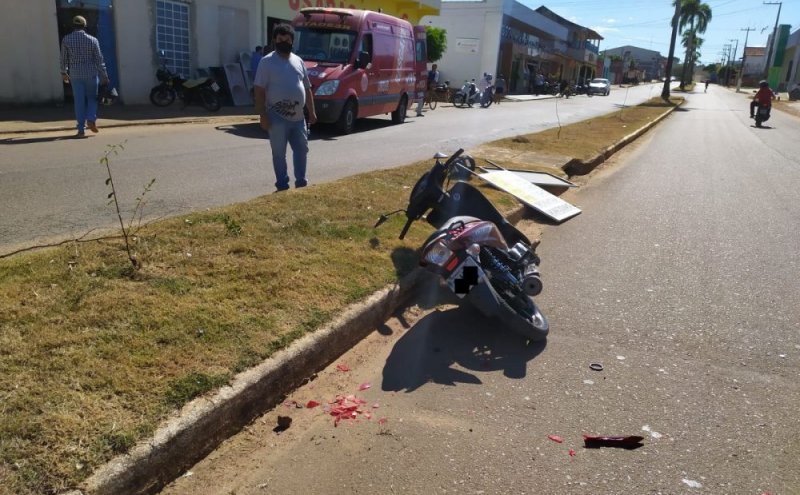 Acidente com moto na avenida Duque de Caxias- Breve mais informações