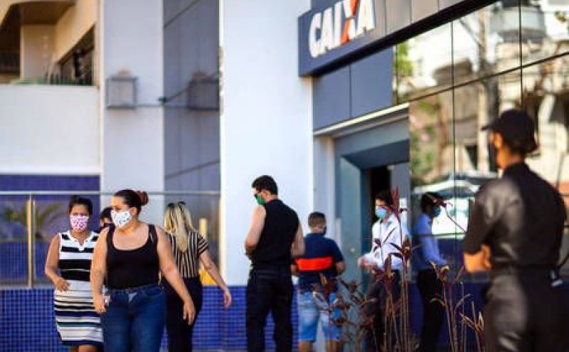 Terceira parcela do auxílio é paga hoje a 1,9 milhão do Bolsa Família